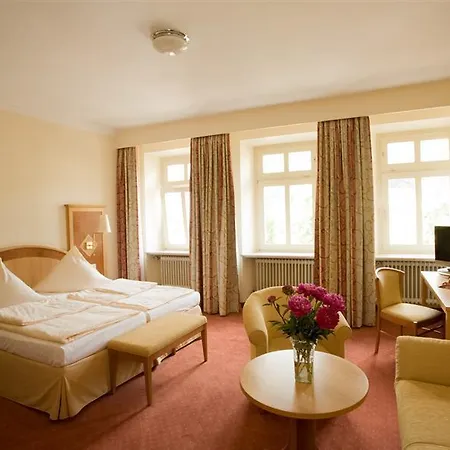 Partner Hollaender Hof Hotel 3*