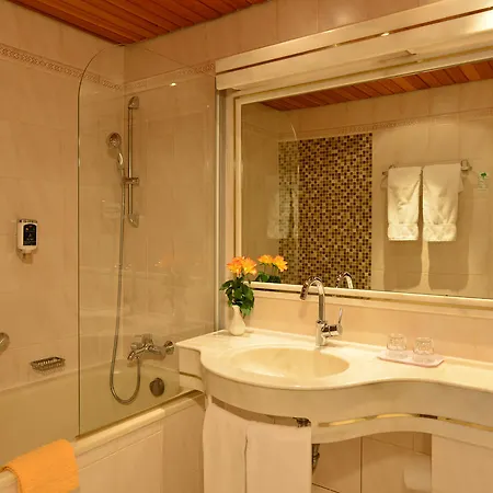 Partner Hollaender Hof Hotel 3*
